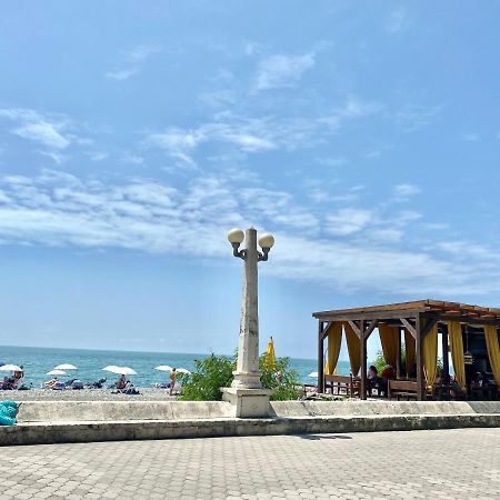 Квартира 1-Комнатная - До Моря 2 Мин - В Центре Sukhumi Luaran gambar